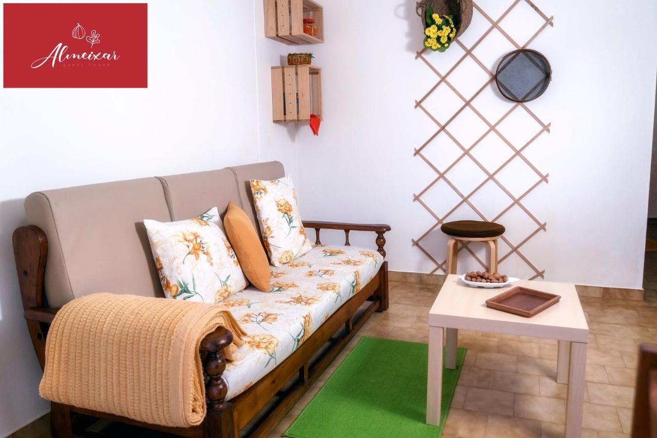 אלמנסיל Guest House Almeixar מראה חיצוני תמונה