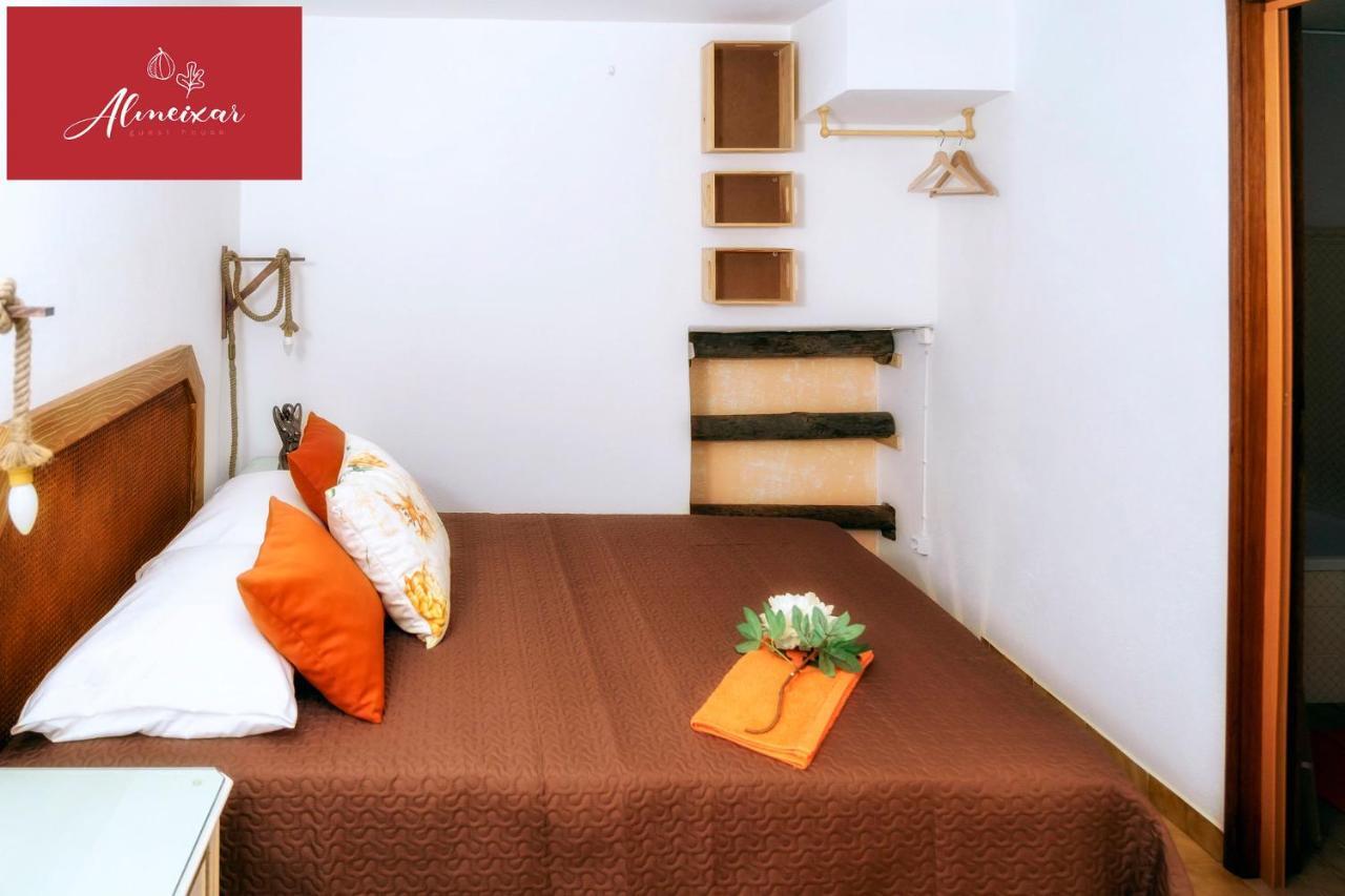 אלמנסיל Guest House Almeixar מראה חיצוני תמונה