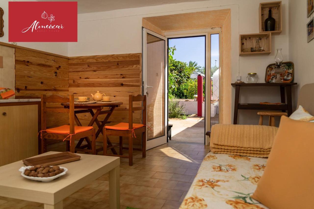אלמנסיל Guest House Almeixar מראה חיצוני תמונה