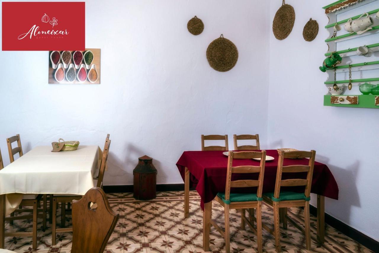 אלמנסיל Guest House Almeixar מראה חיצוני תמונה